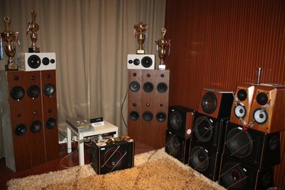 [商品--影音導(dǎo)航]蕪湖汽車音響專業(yè)改裝套餐活動(dòng)